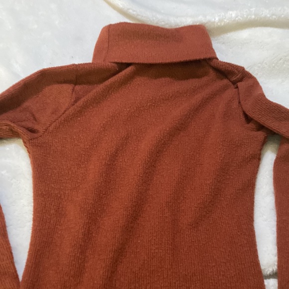 Fashion Nova sweater dress - Picture 4 of 6